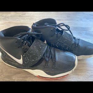 Mens Nike Kyrie Basketball shoes